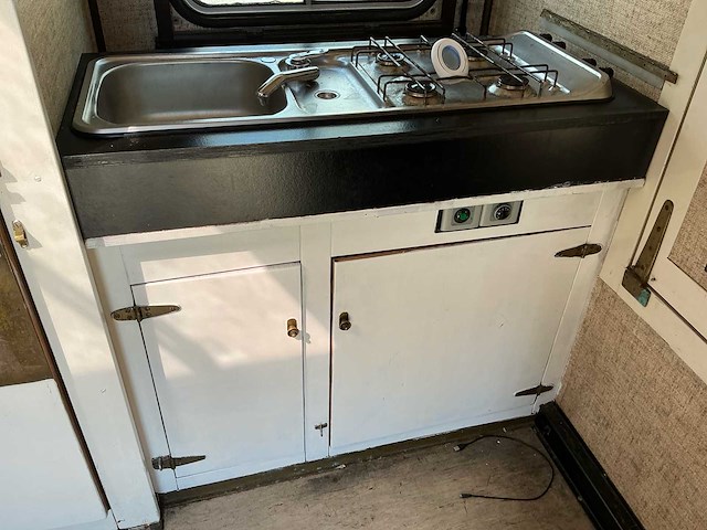Camper unit/box voor mercedes-benz unimog - afbeelding 10 van  41