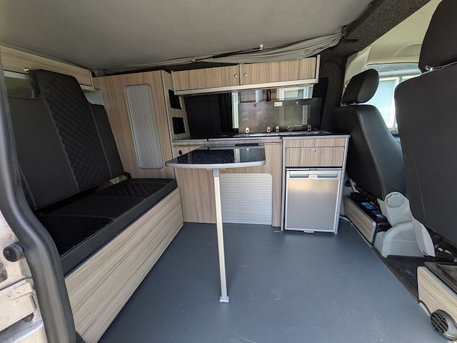 Camper , volkswagen, t5, grijs / chroom, 2011 - afbeelding 22 van  38