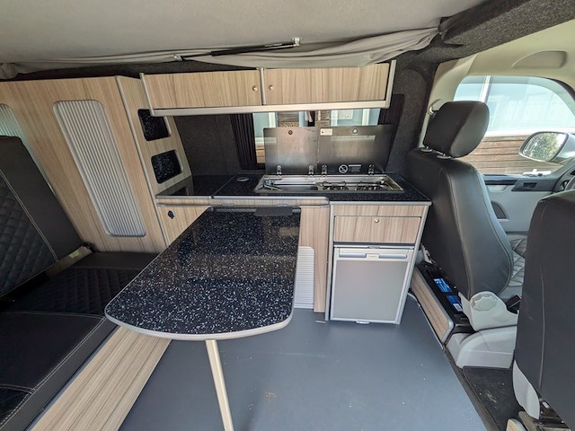 Camper , volkswagen, t5, grijs / chroom, 2011 - afbeelding 24 van  38