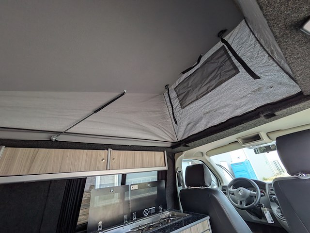 Camper , volkswagen, t5, grijs / chroom, 2011 - afbeelding 29 van  38
