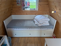 Campingpod de krokus op aanhanger met trap - afbeelding 11 van  32