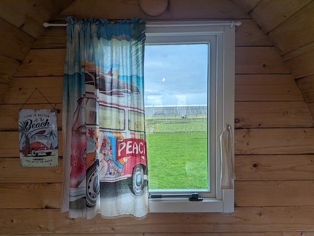 Campingpod de krokus op aanhanger met trap - afbeelding 13 van  32