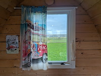 Campingpod de krokus op aanhanger met trap - afbeelding 13 van  32