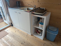 Campingpod de krokus op aanhanger met trap - afbeelding 14 van  32