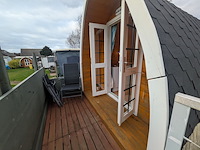 Campingpod de krokus op aanhanger met trap - afbeelding 24 van  32