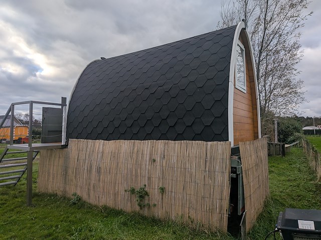Campingpod de krokus op aanhanger met trap - afbeelding 30 van  32