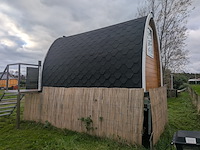 Campingpod de krokus op aanhanger met trap - afbeelding 30 van  32