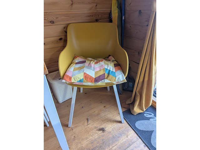 Campingpod de narcis op aanhanger met trap - afbeelding 14 van  43