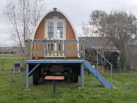 Campingpod de narcis op aanhanger met trap - afbeelding 12 van  43