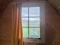 Campingpod de narcis op aanhanger met trap - afbeelding 24 van  43