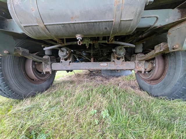 Campingpod de narcis op aanhanger met trap - afbeelding 30 van  43