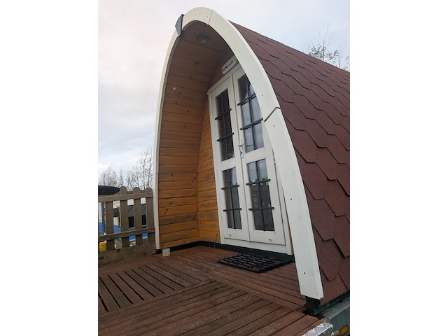 Campingpod de narcis op aanhanger met trap - afbeelding 43 van  43