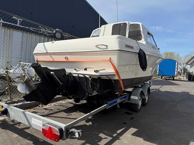 Campion victoria 627 motorboot - afbeelding 44 van  49