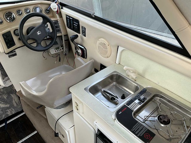 Campion victoria 627 motorboot - afbeelding 11 van  47