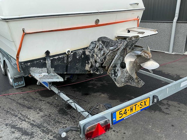 Campion victoria 627 motorboot - afbeelding 30 van  47