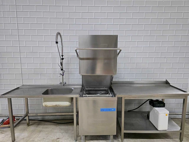 Campri - rvs-korvenvaatwasmachine compleet met aan/afvoertafel spoelkraan en waterontharder - afbeelding 3 van  10