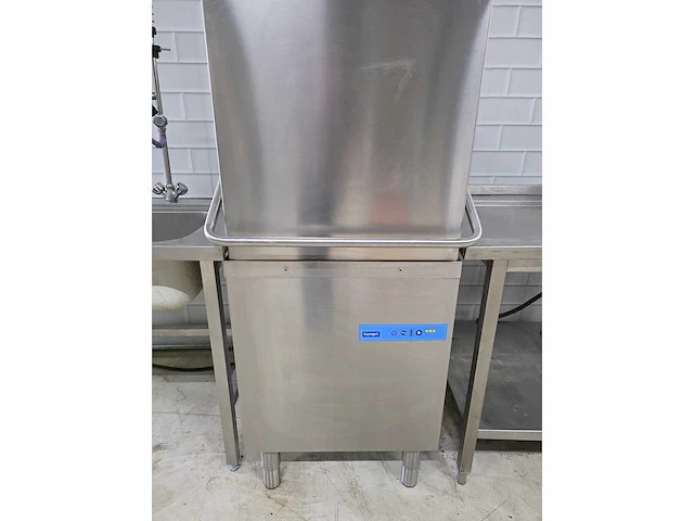 Campri - rvs-korvenvaatwasmachine compleet met aan/afvoertafel spoelkraan en waterontharder - afbeelding 7 van  10