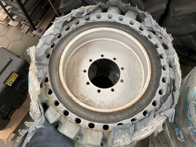 Camso 33x12-20 band (4x) - afbeelding 3 van  6