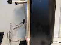 Can seamer blik sluiter, oktober, model 7, zwart, 2020 - afbeelding 2 van  8