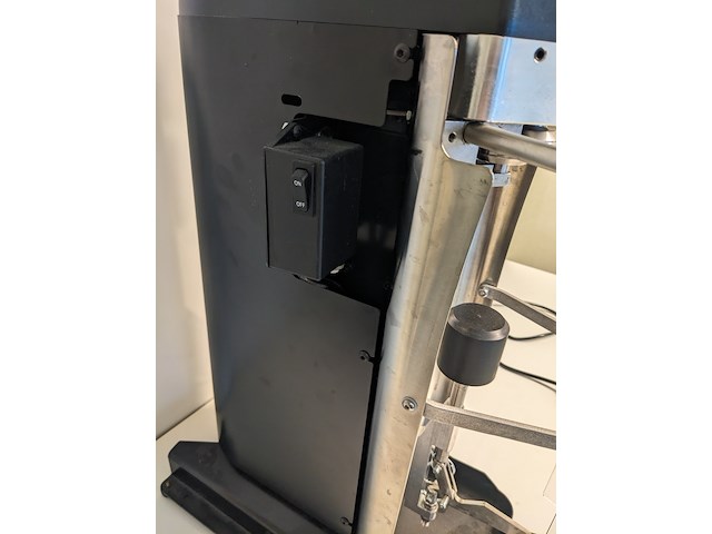 Can seamer blik sluiter, oktober, model 7, zwart, 2020 - afbeelding 6 van  8