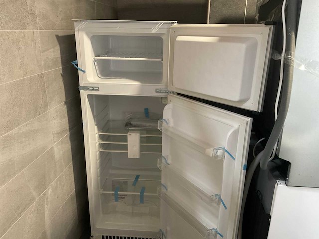 Candy cfbd2450/1 koelkast - afbeelding 3 van  3