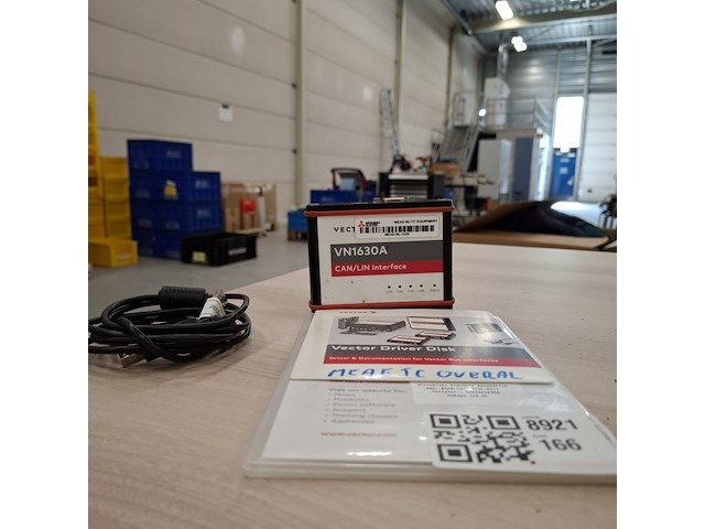Can/lin interface t.b.v. automotive netwerktechniek vector, vn1630a - afbeelding 1 van  9