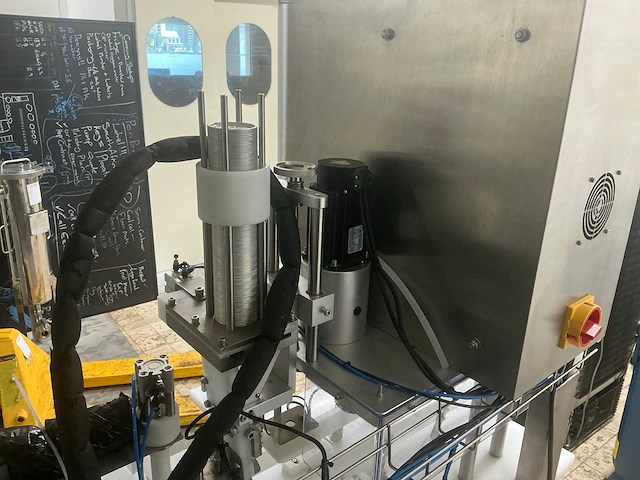 Cannular automatische inblikmachine - afbeelding 5 van  11
