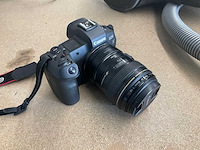 Canon eos r fotocamera met toebehoren - afbeelding 2 van  9