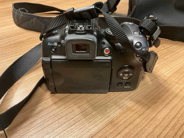 Canon powershot sx10 is fotocamera - afbeelding 3 van  4