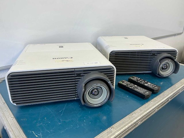Canon wux450st 2016 projector (2x) - afbeelding 2 van  9