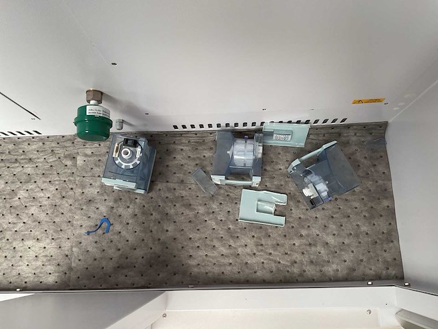 Cantel medical endoscope drying cabinet - afbeelding 7 van  8