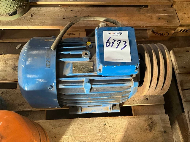 Cantoni - 2sie132m4 - elektromotor - afbeelding 1 van  6