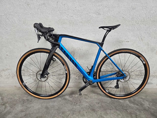 Canyon - grail - gravel - racefiets - afbeelding 1 van  10