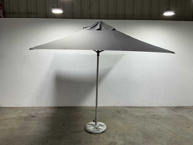 Cape umbrellas - parasol - afbeelding 1 van  4