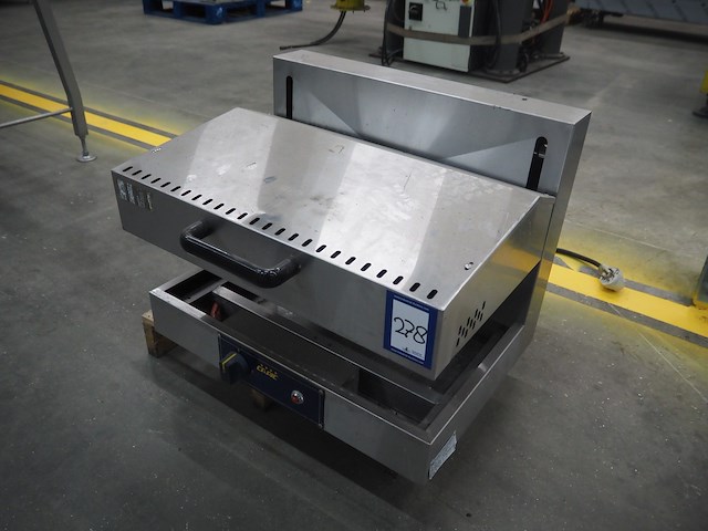 Capic - afbeelding 1 van  8