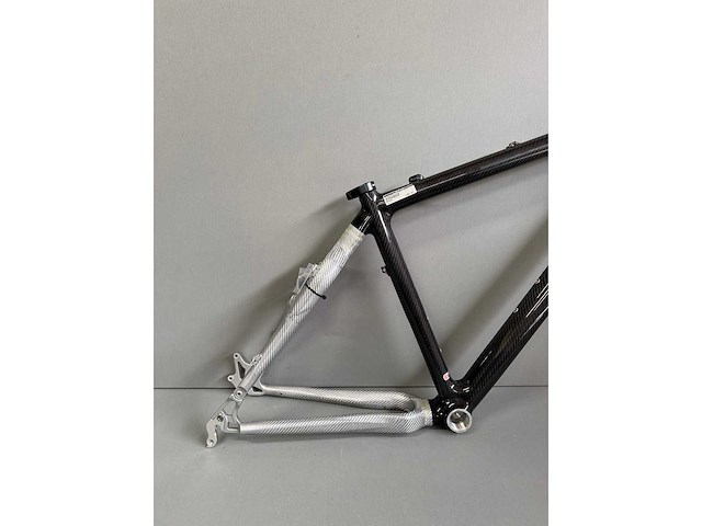 Capino - atb carbon/kevlar - atb frameset carbon 6k met kevlar white carbon versterkte achterbrug - afbeelding 8 van  9