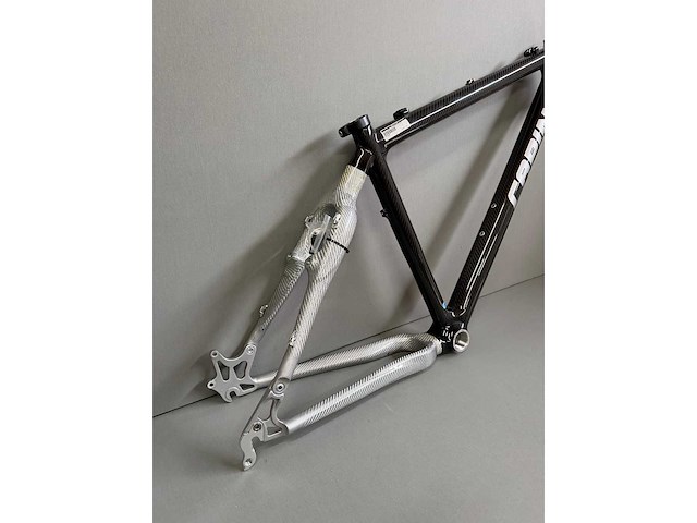 Capino - atb carbon/kevlar - atb frameset carbon 6k met kevlar white carbon versterkte achterbrug - afbeelding 9 van  9