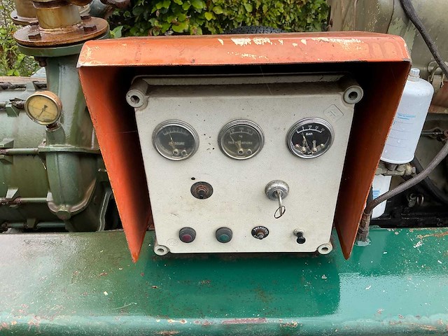 Caprari mec-mr80/2a mobiele beregeningspomp – deutz f4l912 diesel – 34 kw – 4” - afbeelding 1 van  13