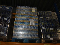 Capri fruit crush op pallet. totaal 324 doosjes met 10x 200 ml. tht 6-26. - afbeelding 1 van  2