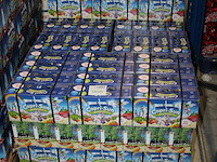 Capri sun fairy drinks op pallet. totaal 120 doosjes met 10x 200 ml. tht 8-26. - afbeelding 2 van  3