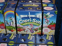 Capri sun fairy drinks op pallet. totaal 120 doosjes met 10x 200 ml. tht 8-26. - afbeelding 3 van  3