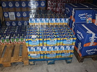 Capri sun fruit crush op pallet. totaal 124 doosjes met 10x 200 ml. tht 6-26. - afbeelding 1 van  2