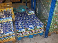 Capri sun jungle drink op pallet. totaal 76 doosjes met 10x 200 ml. tht 5-26.