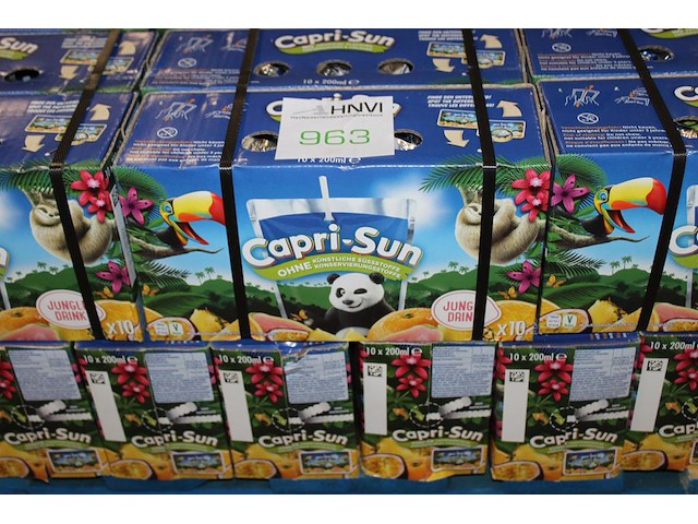 Capri sun jungle drink op pallet. totaal 76 doosjes met 10x 200 ml. tht 5-26. - afbeelding 3 van  3