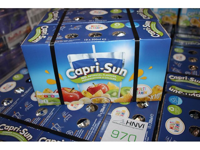 Capri sun multivitamin op pallet. totaa 128 doosjes met 10x 200 ml. tht 1-26. - afbeelding 3 van  3