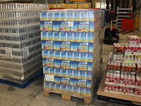 Capri sun multivitamin op pallet. totaal 324 doosjes met 10x 200 ml. tht 11-26.