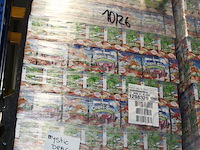 Capri sun mystic dragon op pallet. totaal 324 doosjes met 10x 200 ml. tht 10-26. - afbeelding 2 van  2