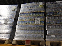 Capri sun safari drink op pallet. totaal 324 doosjes met 10x 200 ml. tht 8-26.