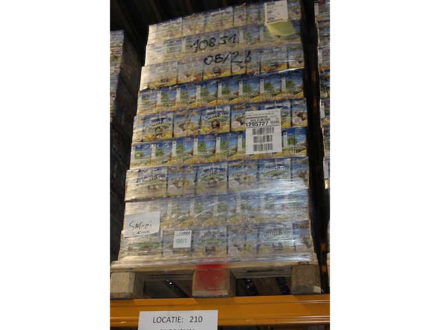 Capri sun safari drink op pallet. totaal 324 doosjes met 10x 200 ml. tht 8-26. - afbeelding 2 van  2