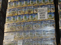 Capri sun safari drink op pallet. totaal 324 doosjes met 10x 200 ml. tht 8-26. - afbeelding 2 van  2